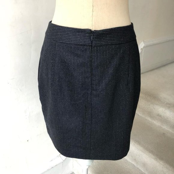 Theory Pinstripe Virgin Wool Skirt - Picture 2 of 8